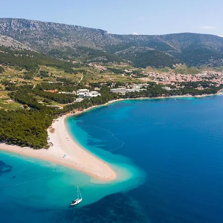 Luxury Zlatni Rat With Pool, Near Zlatni Rat Beach, Villa
