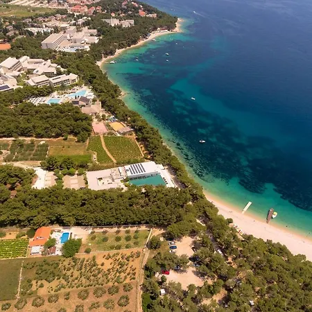 Luxury Zlatni Rat With Pool, Near Zlatni Rat Beach,