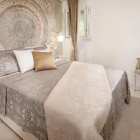 Luxury Zlatni Rat With Pool, Near Zlatni Rat Beach, Villa *